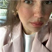 Jeune étudiante disponible pour vous aider pour vos cours en mathématique par exemple